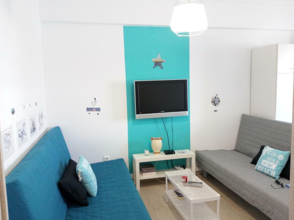 Jonnys Ferienwohnung Peraía Екстериор снимка